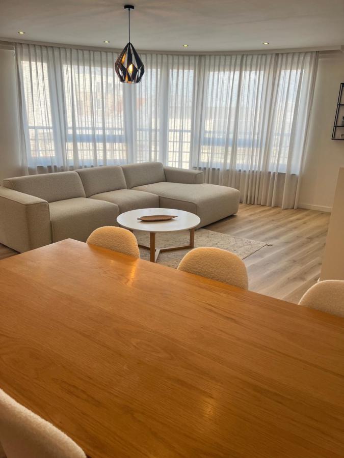 Portofino - Luxe Appartement Met Lateraal Zeezicht Oostende Dış mekan fotoğraf
